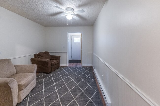 9578 Vestal Pkwy W, Unit 2 in Apalachin, NY - Building Photo - Building Photo