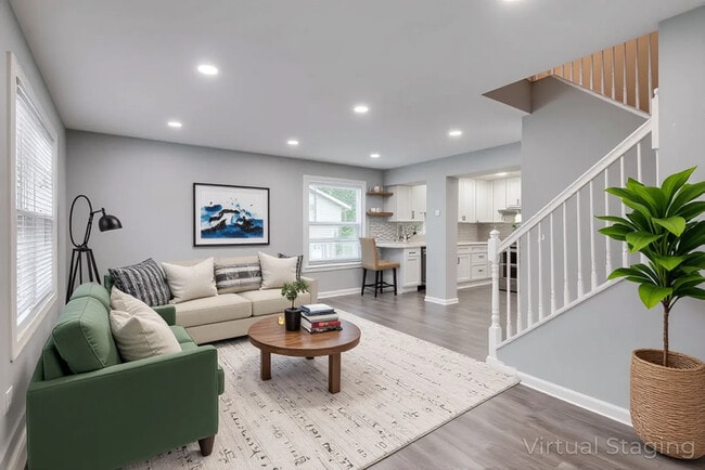 3110 Winchester Ct E in Aurora, IL - Building Photo - Building Photo