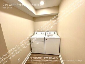 219 W Sycamore St in Pittsburgh, PA - Building Photo - Building Photo