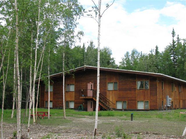 2490 Mission Rd in North Pole, AK - Building Photo