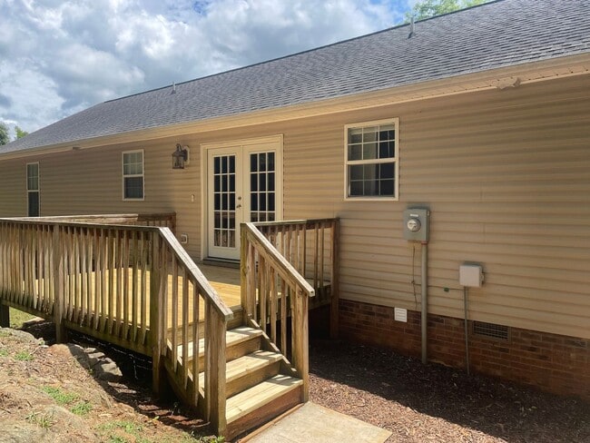 107 3rd St in Randleman, NC - Building Photo - Building Photo