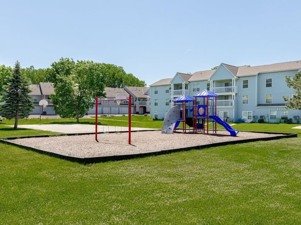 The Meadows of Coon Rapids in Coon Rapids, MN - Building Photo