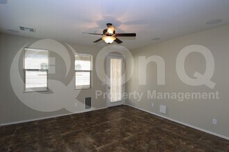3254 E Sports Dr in Gilbert, AZ - Building Photo - Building Photo