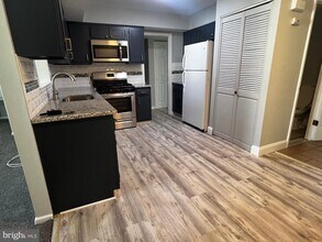 1756 Hybrid Pl in Clementon, NJ - Building Photo - Building Photo