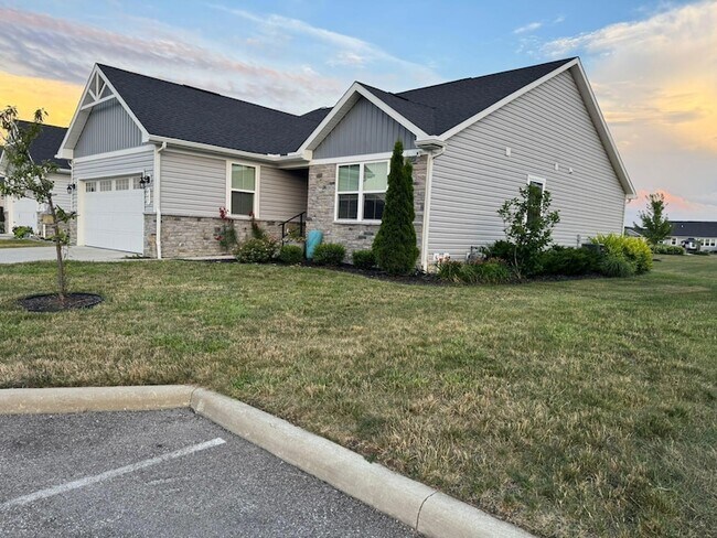 447 Humphrey Ln in Marysville, OH - Building Photo - Building Photo