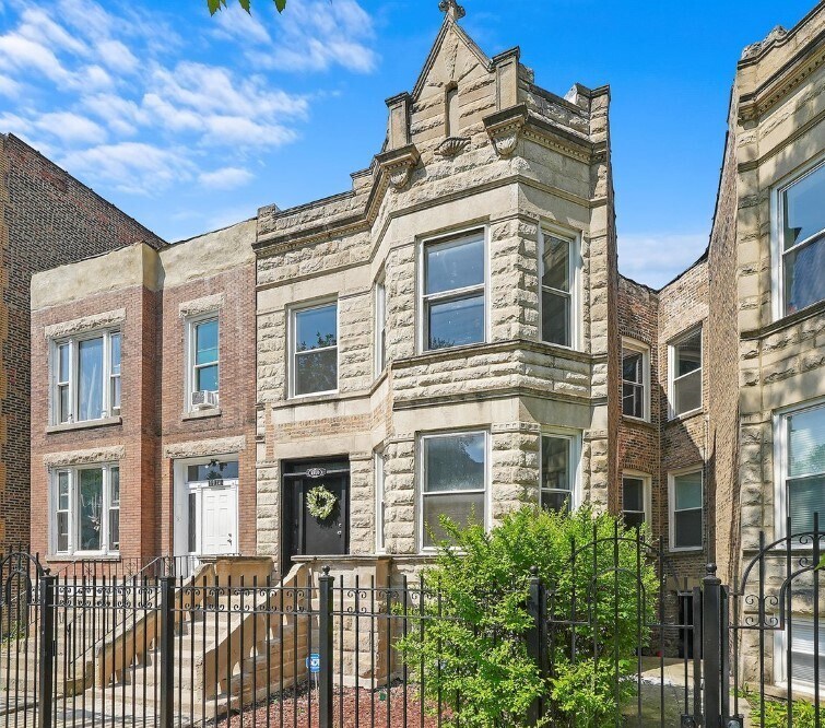 1910 S Hamlin Ave in Chicago, IL - Foto de edificio