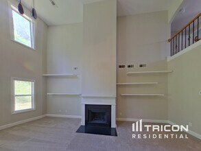 4677 Marching Ln in Fairburn, GA - Building Photo - Building Photo