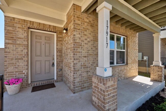 17917 Malnati Dr in Pflugerville, TX - Building Photo - Building Photo