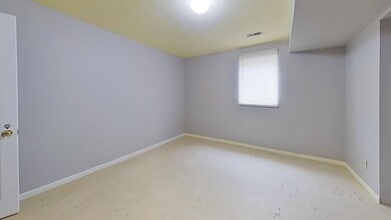 8109 Johnstown Ct in Indianapolis, IN - Building Photo - Building Photo