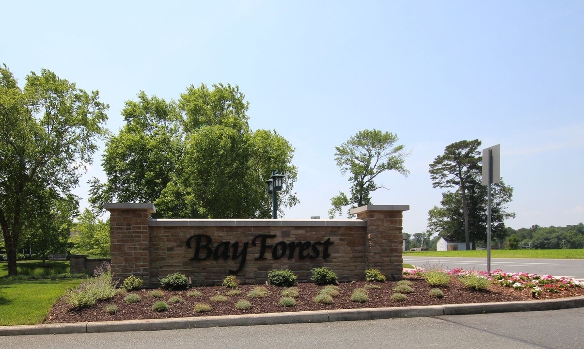 32671 Widgeon Rd in Ocean View, DE - Building Photo
