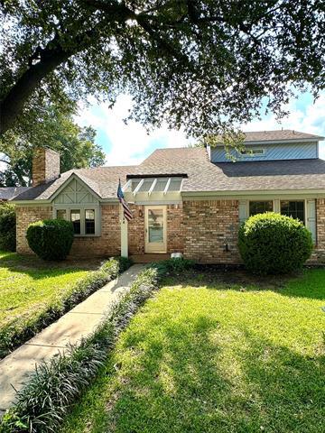 property at 704 Matthews Ct
