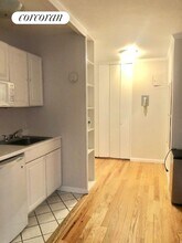 155 E 38th St in New York, NY - Building Photo - Building Photo