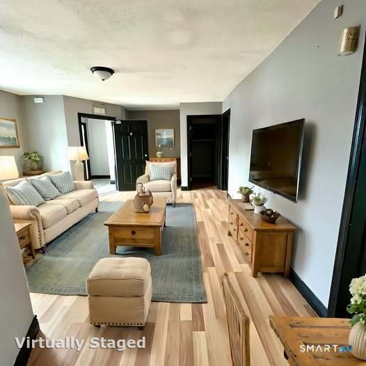 7 Market Ln in Thompson, CT - Building Photo - Building Photo