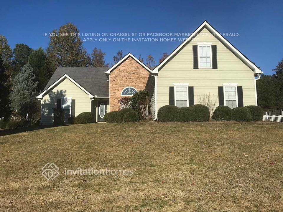 5228 Fawn Ivey Ln in Buford, GA - Building Photo