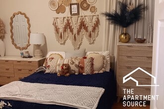 918 Green Bay Rd in Winnetka, IL - Foto de edificio - Building Photo