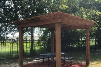 North Park Apartments in Houston, TX - Building Photo - Building Photo