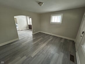 821 N Bradley Ave in Indianapolis, IN - Building Photo - Building Photo