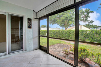 12257 Country Greens Blvd in Boynton Beach, FL - Building Photo - Building Photo