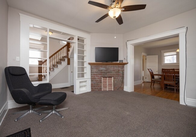 1317 Forest Ct in Ann Arbor, MI - Building Photo - Building Photo