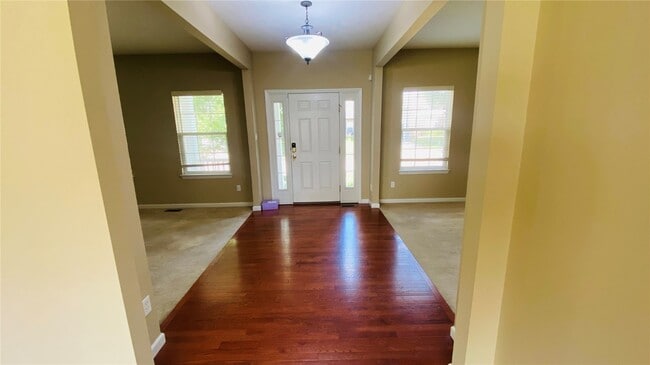 58 Fountainview Dr
