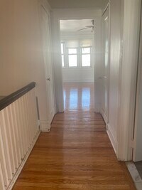 6 Oakley Rd, Unit B photo'