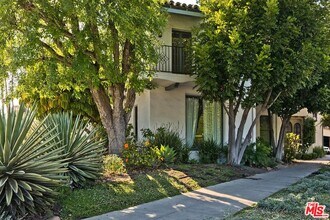 8101 W 4TH St in Los Angeles, CA - Building Photo - Building Photo