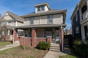 2437 N Pennsylvania St in Indianapolis, IN - Building Photo