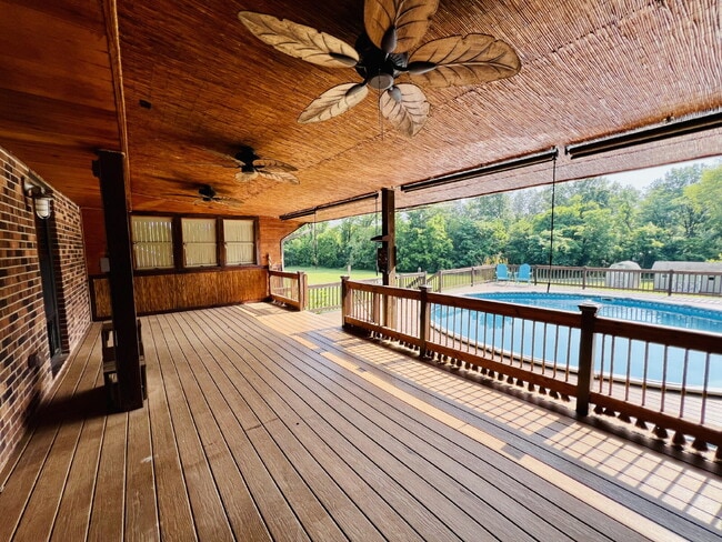 property at 724 Butler Rd