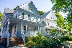 129 Dell St in Syracuse, NY - Building Photo