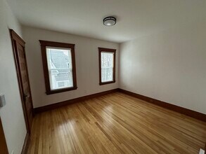 25 Dustin St in Worcester, MA - Building Photo - Building Photo