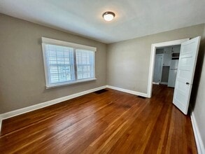 321 S 3rd St in Richmond, KY - Building Photo - Building Photo