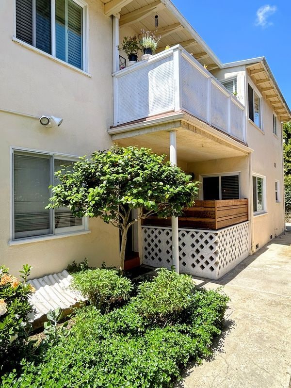 property at 10737 Francis Pl