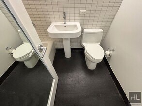 East 39th Street, Unit 17A in New York, NY - Foto de edificio - Building Photo