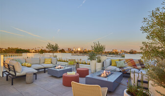 Rivo at Silver Lake in Los Angeles, CA - Building Photo