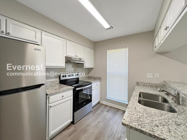 886 Acorn Cove in Southaven, MS - Building Photo - Building Photo