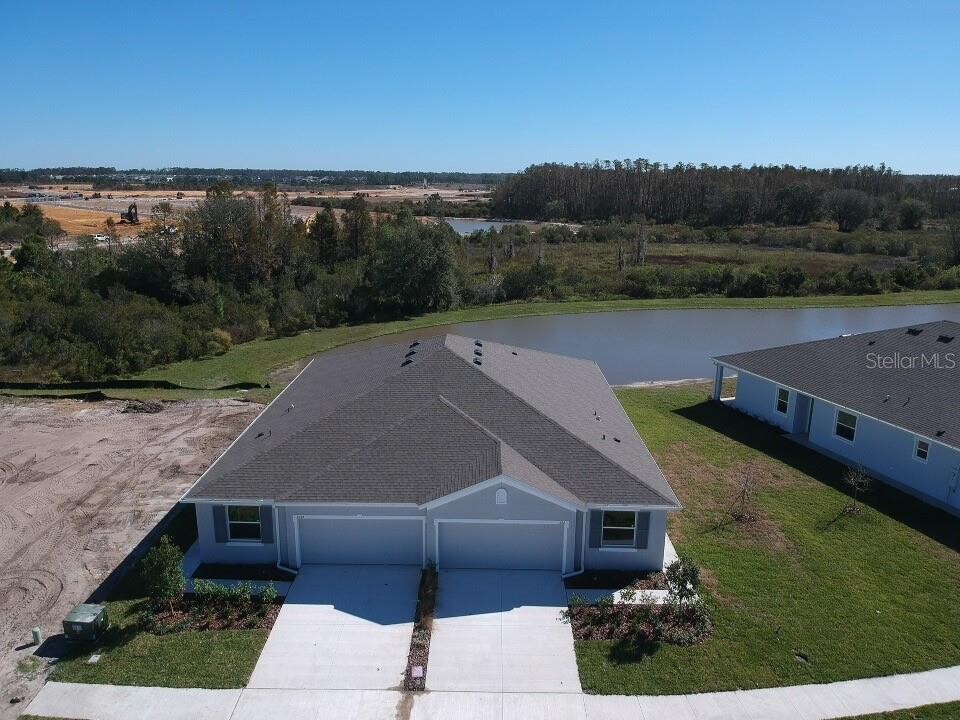 2522 Bending Bonsai Dr in Wesley Chapel, FL - Foto de edificio