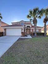 217 Sevilla Ave in Davenport, FL - Building Photo