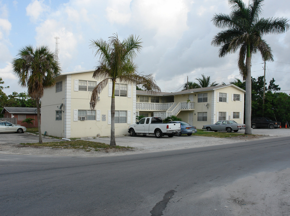 109-111 Palm Ave in Fort Lauderdale, FL - Building Photo