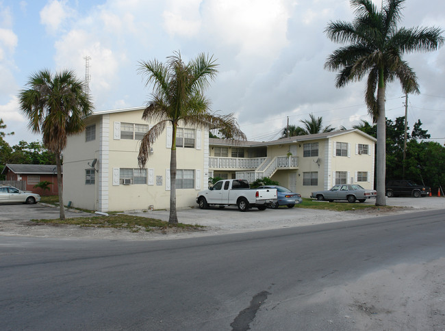 109-111 Palm Ave