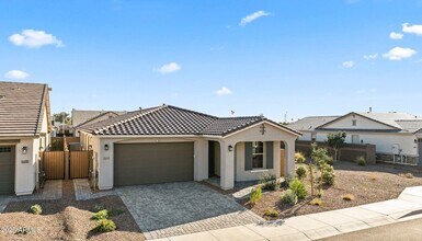 5419 W Las Palmaritas Dr in Glendale, AZ - Building Photo - Building Photo