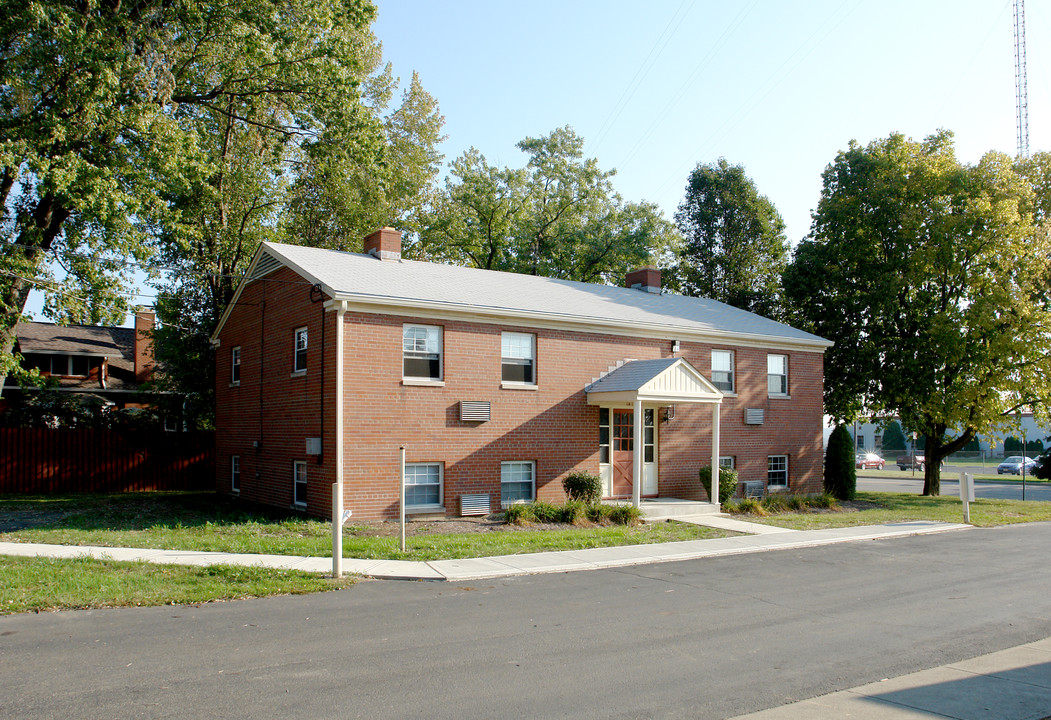 1414 Ombersley Ln in Columbus, OH - Foto de edificio