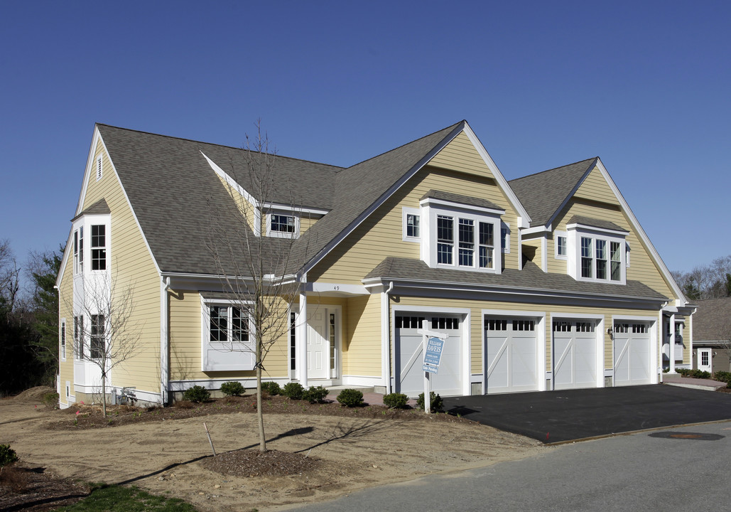 Duxbury Estates in Duxbury, MA - Foto de edificio