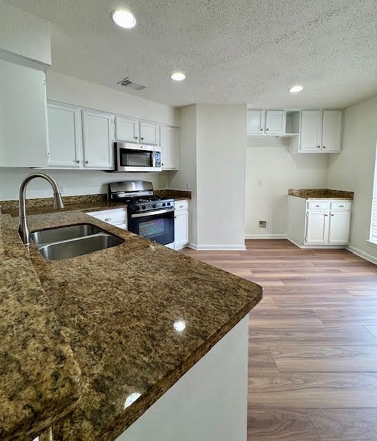 14014 Bay Gardens Dr