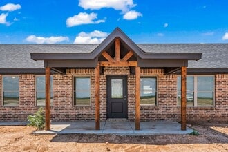 10907 N County Rd 2800 in Lubbock, TX - Building Photo - Building Photo