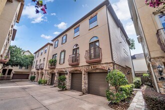 542 Bomar St in Houston, TX - Building Photo - Building Photo