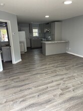 263 Bayless St in Pulaski, TN - Foto de edificio - Building Photo