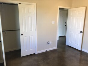 200 Quail Hollow Ln in Woodway, TX - Building Photo - Building Photo