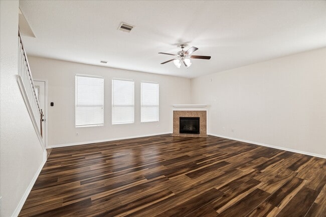 property at 5307 Espuela Ln