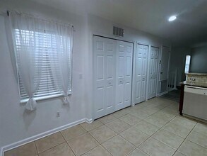 5058 Maxon Terrace in Sanford, FL - Foto de edificio - Building Photo