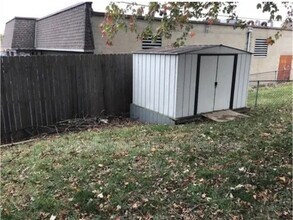 3913 S Lynn St in Independence, MO - Building Photo - Building Photo